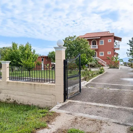 Neptune Apartament *